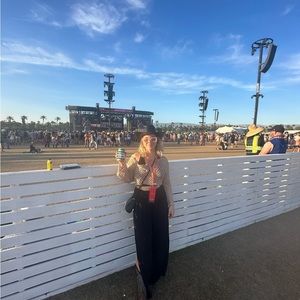 Meet your Posher, Jillian